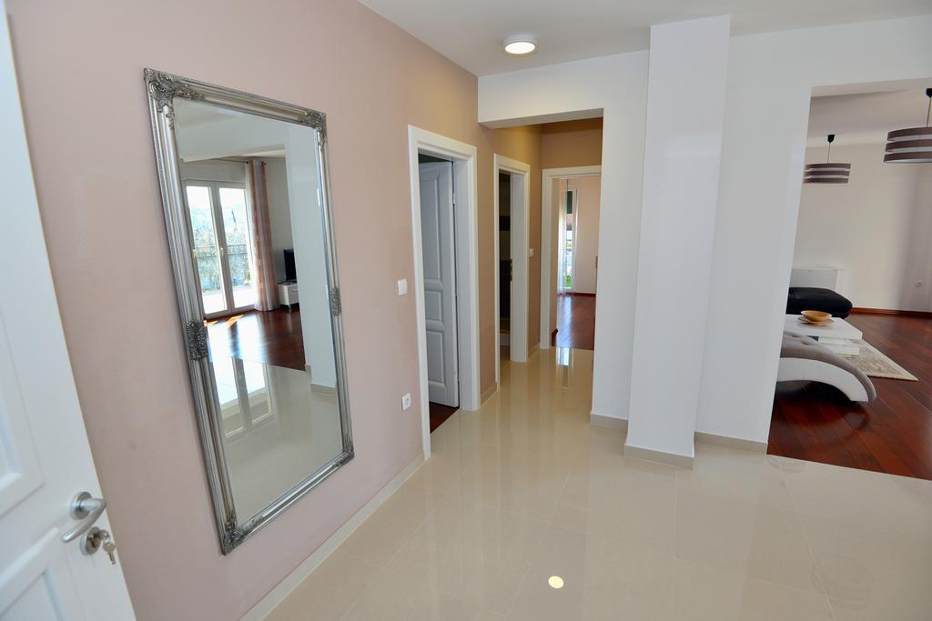 Apartments Villa Coratina Trogir Luaran gambar